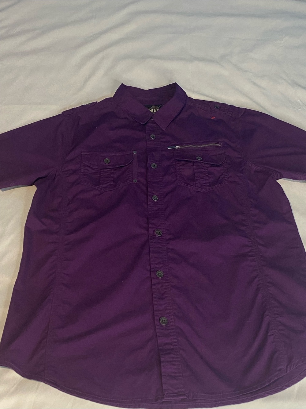 Men's Short-Sleeve Button-Up Shirt in Deep Purple